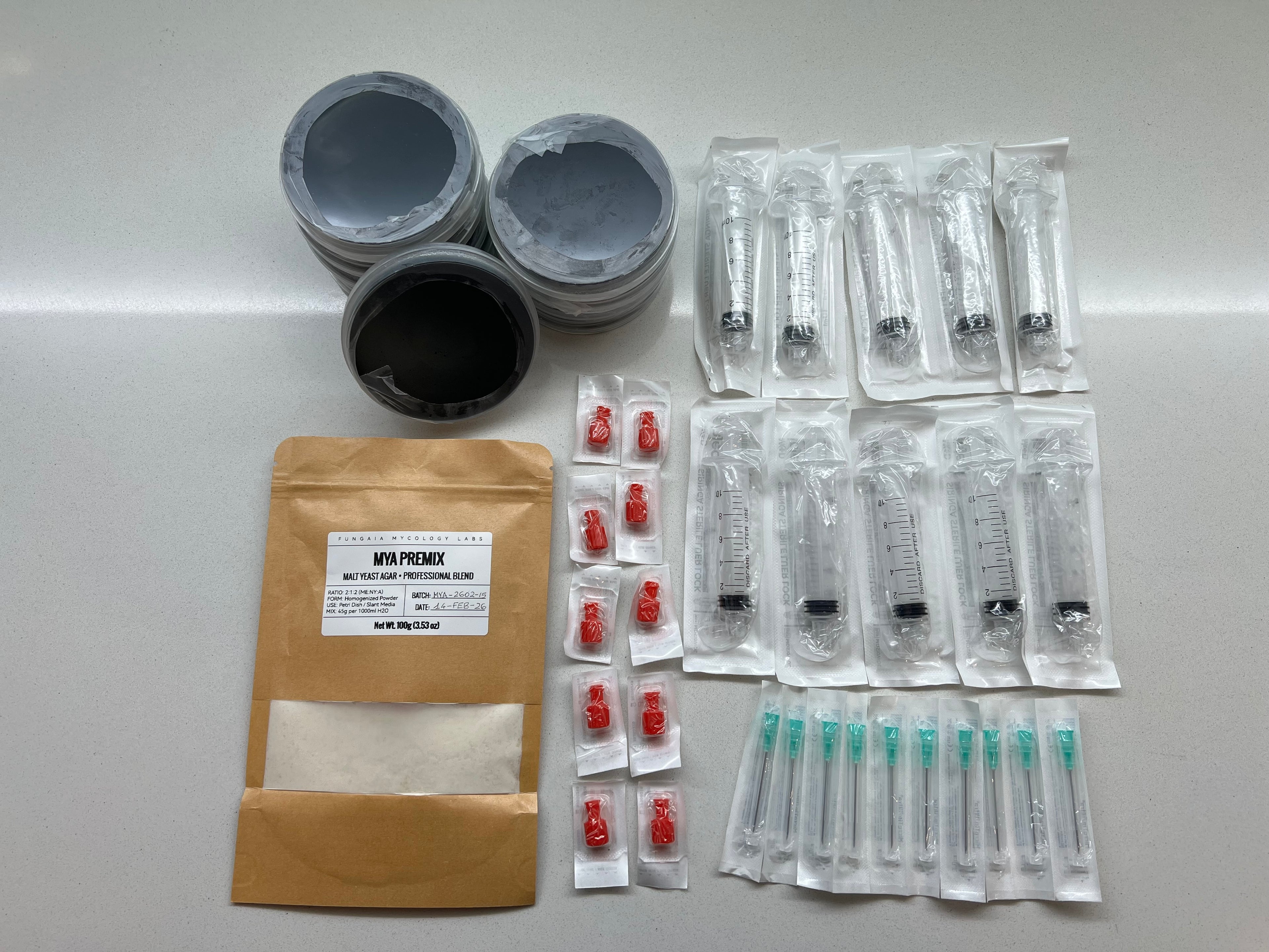 Complete Mycology Agar Kit | 10 Black Petri Dishes 90mm + Sterile Applicators + 100g MYA Powder